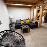 House - River Baca מוסט נה סוסי