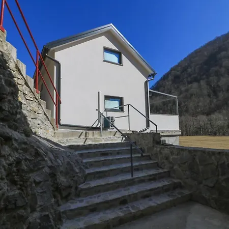 House - River Baca Сasa de vacaciones Most na Soči