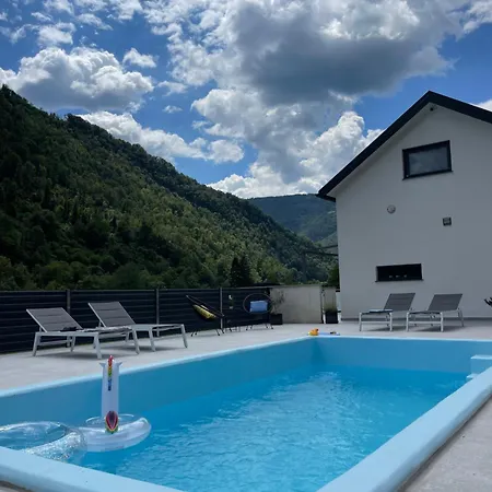 House - River Baca