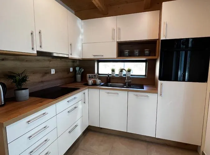 House - River Baca موست نا سوتشي