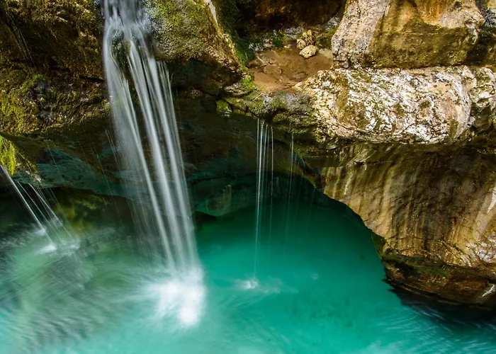 House - River Baca Vikendica